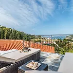 Aloupi Pool Apartamento *