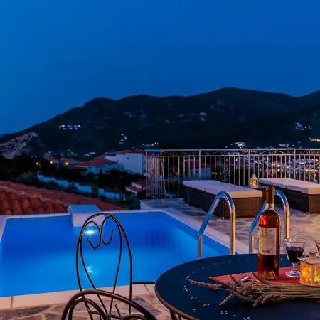 Aloupi Pool Apartment