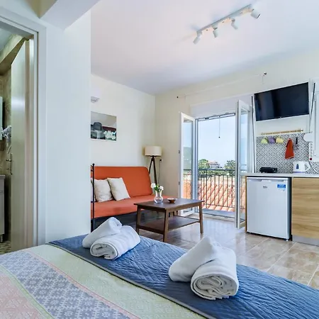 Aloupi Pool Skopelos