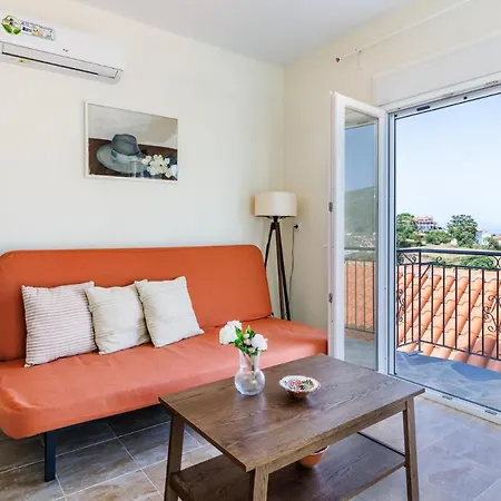 Aloupi Pool Apartment