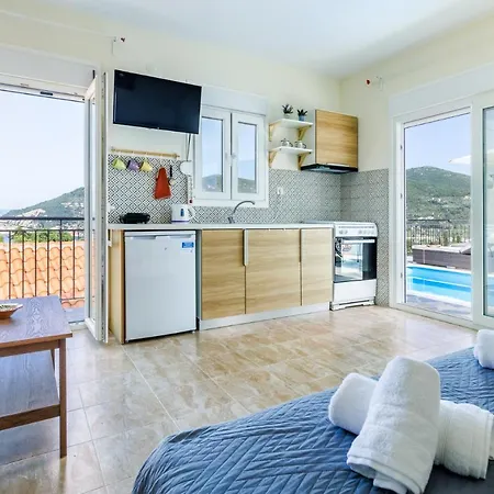 Aloupi Pool Apartment *