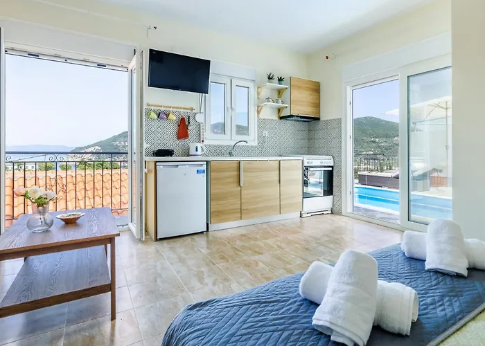 Aloupi Pool Apartment *